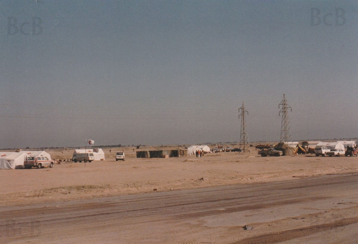 Passing a Red Crescent station - Highway 80.